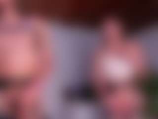 amandaxdaniela's Live Sex Cam Show