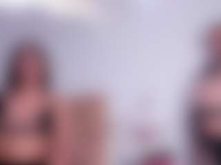 amandaxdaniela's Live Sex Cam Show