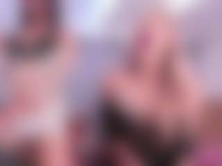 amandaxdaniela's Live Sex Cam Show