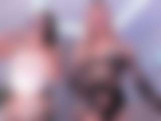 amandaxdaniela's Live Sex Cam Show