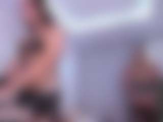 amandaxdaniela's Live Sex Cam Show