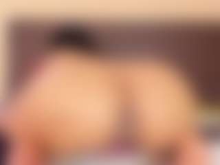 Kim-Baker2's Live Sex Cam Show