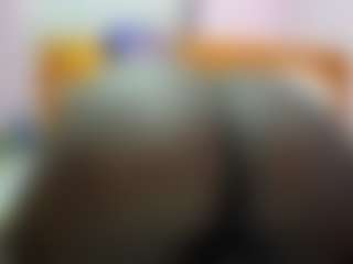happysonia's Live Sex Cam Show