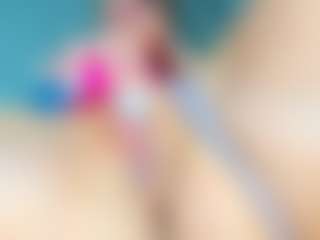 Live cam show with BlakeWow - Blonde Hair Curvy on x69.live