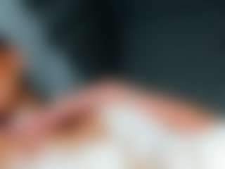 Live cam show with BlakeWow - Bedroom on Camsoda