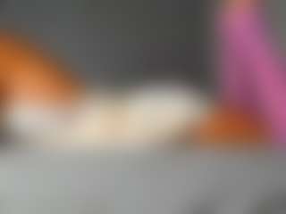 Live cam show with BlakeWow - Bedroom on Dare Cams
