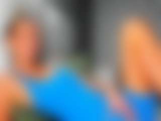 Live cam show with BlakeWow - Small Ass on Milfs Live