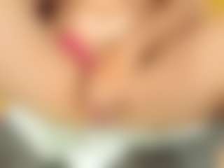Live cam show with Mulan - Double Penetration on StripNow