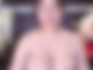 Live cam show with Tinny18 - Venezuelan on xblisslive.com | colombia