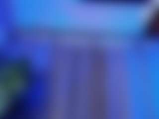 Live cam show with Xia Phoenix - Goth on Milfs Live