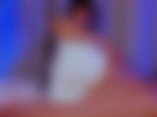 Xia Phoenix's Live Sex Cam Show
