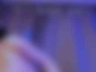 Xia Phoenix's Live Sex Cam Show