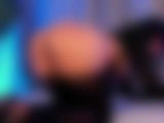 Xia Phoenix's Live Sex Cam Show