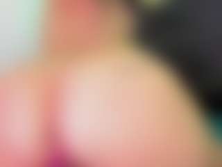 crystal-brubano's Live Sex Cam Show