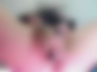 Live cam show with crystal-brubano - Twerk on Big Tits