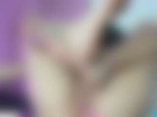 Live cam show with crystal-brubano - Thin on AdultVida.com