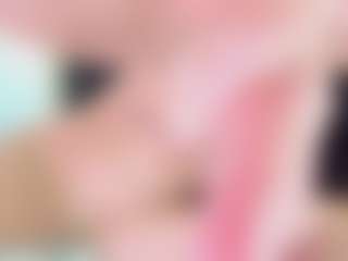 Live cam show with crystal-brubano - Oil on Camsoda