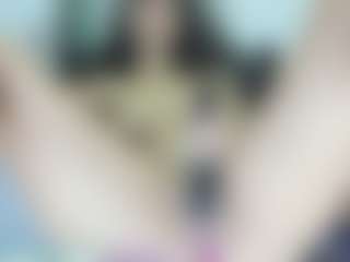 crystal-brubano's Live Sex Cam Show