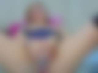Live cam show with Grettel-ramirez - Handjob on Camsoda
