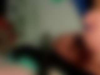 Live cam show with MYOMINIX - Average on mypornchat.com