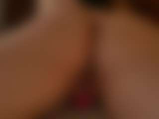 Live cam show with AlyonaqueenX - Erotic on CamwithHer