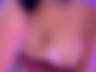 AntonellaMorelli's Live Sex Cam Show