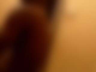 Show in cam erotica live di CaramelAngleXXX