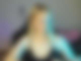 Live cam show with RouseReedd - Living Room on slutload