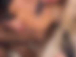 Show in cam erotica live di creambaby1