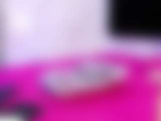 Live cam show with Stefany-Collins - Smoking on Camsoda