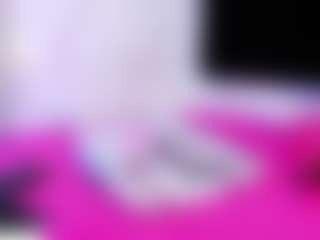 Live cam show with Stefany-Collins - Dirty Talk on Milfs Live