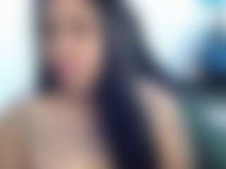 Live cam show with Amysquirterr - Solo on CSO-WL