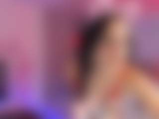 Live cam show with CassieEvanss - Living Room on crypto-cams