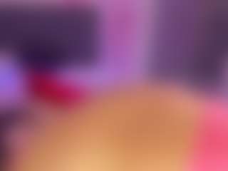 Live cam show with CassieEvanss - Fingers on EXY