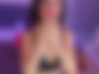 Live cam show with CassieEvanss - Oil on Camsoda
