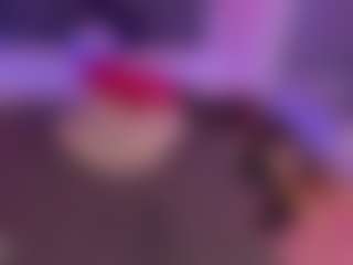 Live cam show with CassieEvanss - Living Room on xxxlivecams.org