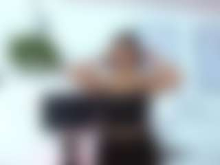 Live cam show with Ashley-Bruce - HD Curvy on sexytreat.net