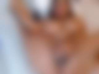 Live cam show with Ashley-Bruce - Striptease on slutload