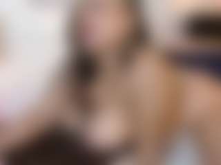 Live cam show with Ashley-Bruce - BBW on StripNow