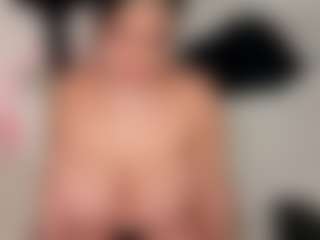 Ashley-Bruce's Live Sex Cam Show