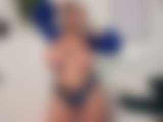 Ashley-Bruce's Live Sex Cam Show