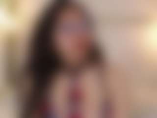 Live cam show with madie-eternity - Living Room on hrnylive.com
