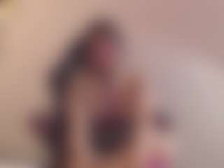 madie-eternity's Live Sex Cam Show
