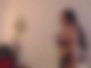 Live cam show with madie-eternity - Living Room on https://playwithruby.com