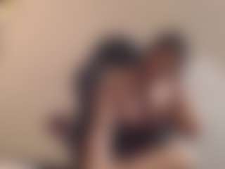 Live cam show with madie-eternity - Living Room on Pornisteam.com