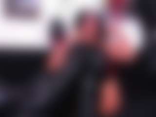 Live cam show with RobertaGutierrez - Black Hair on AdultVida.com