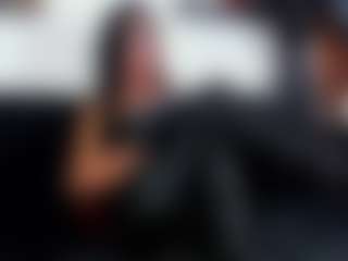 Live cam show with RobertaGutierrez - Smoking on Camsoda