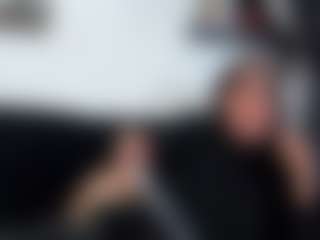 Live cam show with RobertaGutierrez - Nipple Piercings on TottyGirls