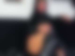 Live cam show with RobertaGutierrez - Smoking on sexytreat.net