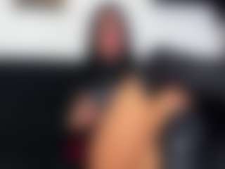 Live cam show with RobertaGutierrez - Drinking on studioflirtlive.com